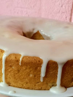 Una foto de Budín de naranja, súper rico y Húmedo 🍊🍊😋😋