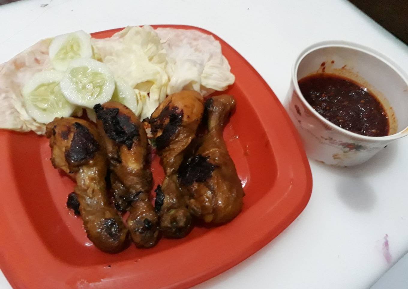 Ayam panggang dengan krim serat