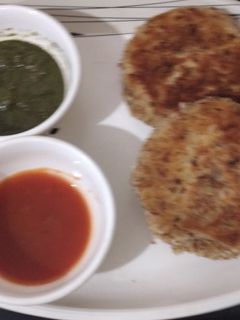 आलू मसाला ब्रेड टिक्की (aloo masala bread tikki recipe in hindi) रेसिपी मुख्य फोटो