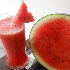 A picture of Fresh water melon juice.