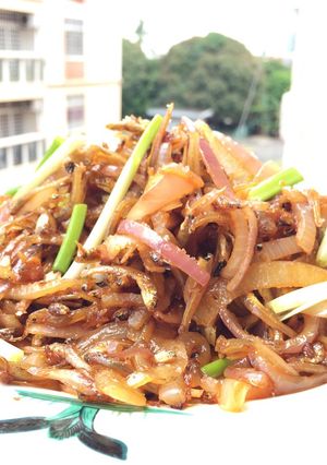 A picture of Caramelized Spicy Anchovies / Ikan Bilis.