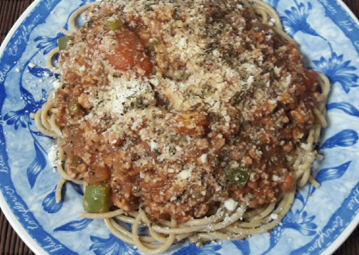 Espaguetis a la boloñesa