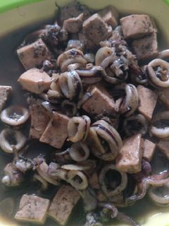 Foto resep Oseng cumi tahu simpel