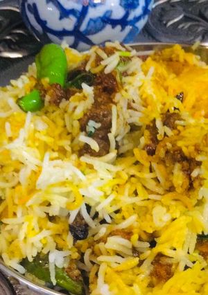 A picture of Beef Spicy Biryani.