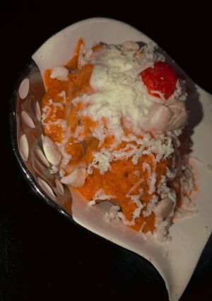 A picture of Paneer kofta in makhani gravy.