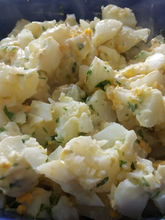 Una foto de Ensalada de papa y huevo
