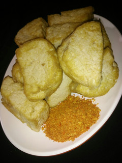 A picture of Fried tofu/awara.