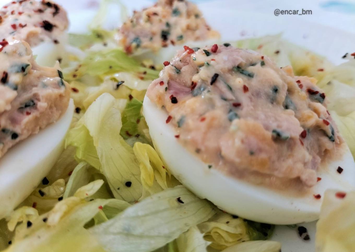 Huevos rellenos