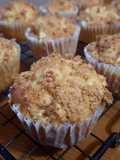 Muffin Mele e Ricotta con Crumble di Amaretti