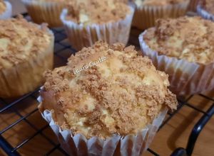Foto di Muffin Mele e Ricotta con Crumble di Amaretti