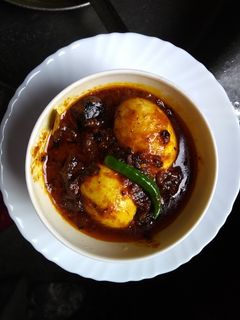 ডিম কষা (dim kosha recipe in Bengali) রেসিপির প্রধান ছবি