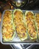 Canoas de calabacín rellenas con Carne Molida, Bechamell y queso al graten