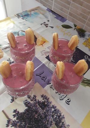 O poză a rețetei Desert rapid la pahar.