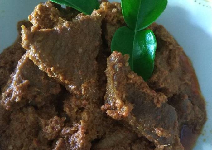 Rendang daging rusa ala dewi