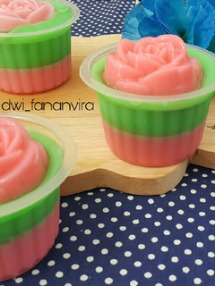 Foto resep 339. Puding susu mawar