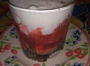 Una foto de licor de coco