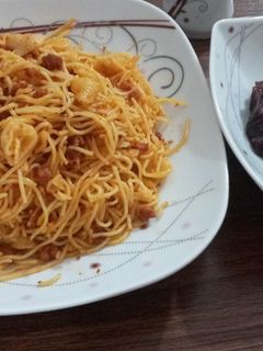 عکسی از دستور ماکارانی با ترشی بادمجان شکم پر ریز شده 😋🌹