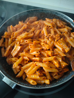 Una foto de Macarrones boloñesa vegan