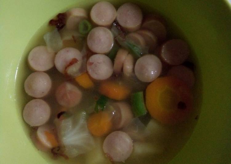 Langkah Mudah untuk Menyiapkan Sup sosis (untuk si kecil), Enak Banget