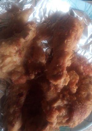 A picture of Chicken with flour mix.