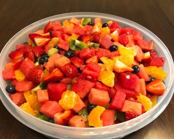 Easy Recipe Super summer fruits salad Savory Delicious