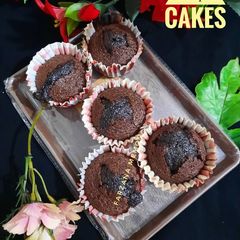 A picture of Chocolate fudge cup cakes.