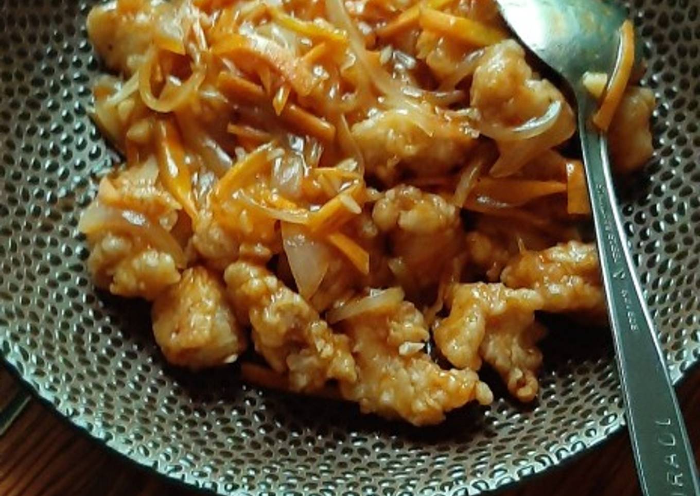 Ayam goreng saus asam manis
