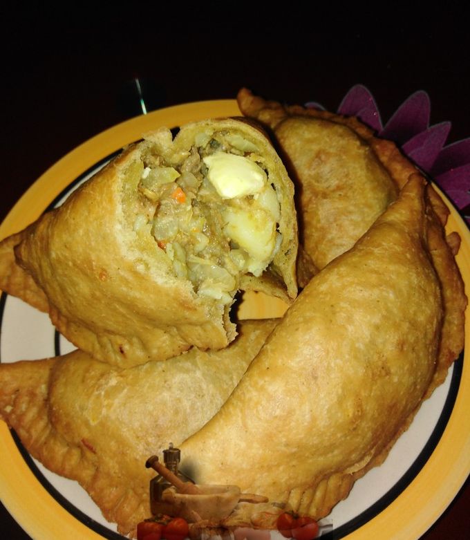 A picture of Fried Meat pie.