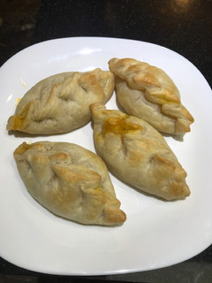 Una foto de Empanadas de pollo