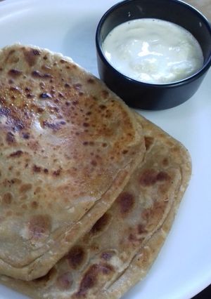 दूध का पराठा (Doodh ka paratha recipe in hindi) रेसिपी मुख्य फोटो
