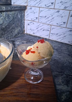 A picture of Mango ice-cream 🥭.