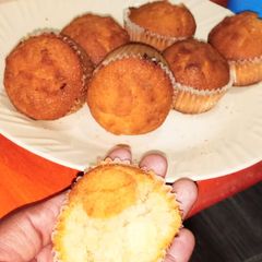 A picture of Crunchy vanilla cakes.