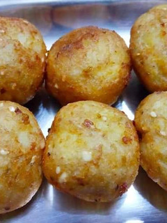 ફરાળી બફવડા (Farali Bafvada Recipe In Gujarati) રેસીપી મુખ્ય ફોટો