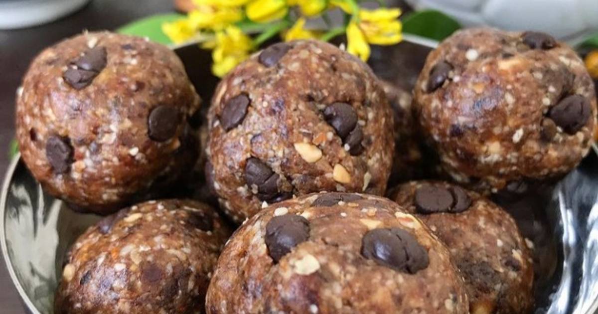 Date Nut energy balls Recipe by Sneha Patel Cookpad