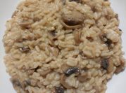 Una foto di risotto funghi champignon