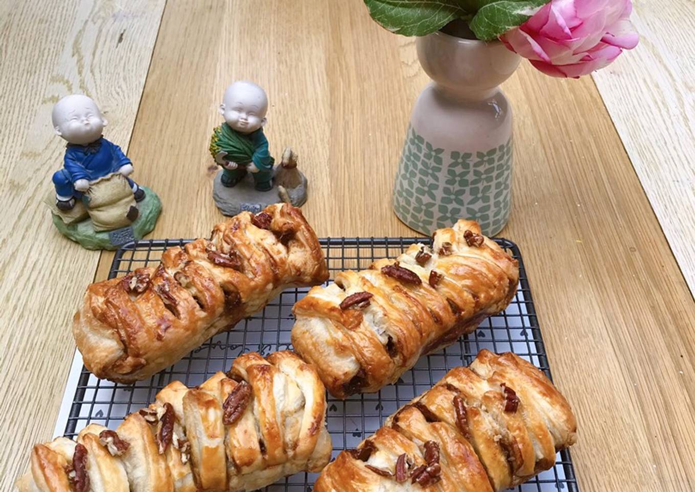 Maple Pecan Plait