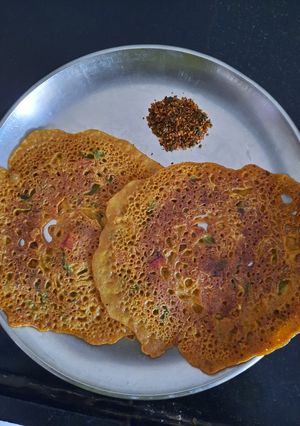 A picture of Veg chila with mixed flour.