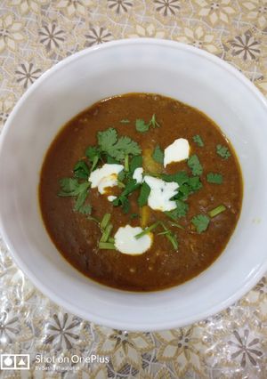 A picture of Lentil Curry or Masoor Dal.