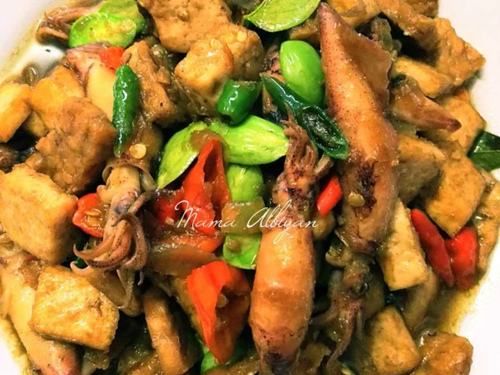 Langkah Gampang Membuat Resep  32. Cumi Asin Tumis Pete yang Lezat, Lezat