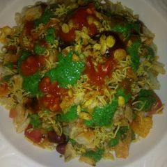 A picture of Bhel puri.