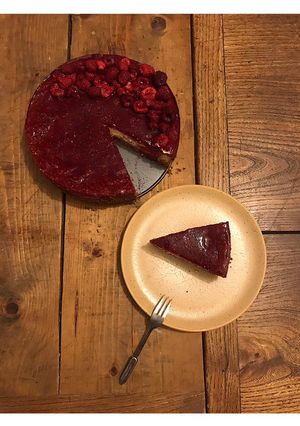 Málnás túrós sajttorta (liszt és cukormentes) recept fotója