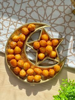 صورة لوصفة لقيمات بالكاسترد 💛