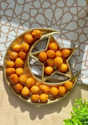 صورة لوصفة لقيمات بالكاسترد 💛