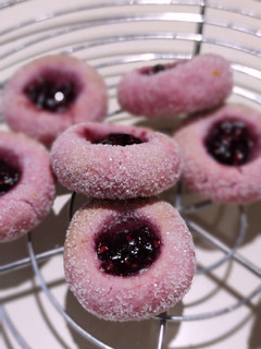 Una foto de Panellets de frambuesas