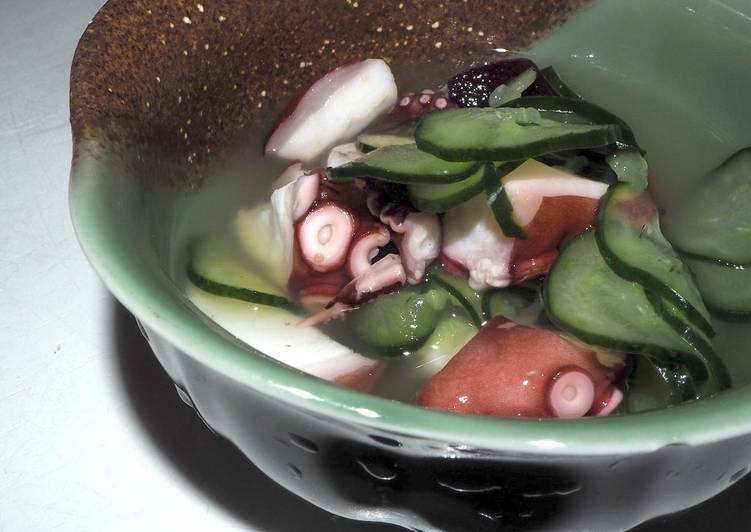 Recipe of Homemade Tosazu, Jelly Dressing, and Marinated Octopus and Cucumber (Tosazu and Sunomono)