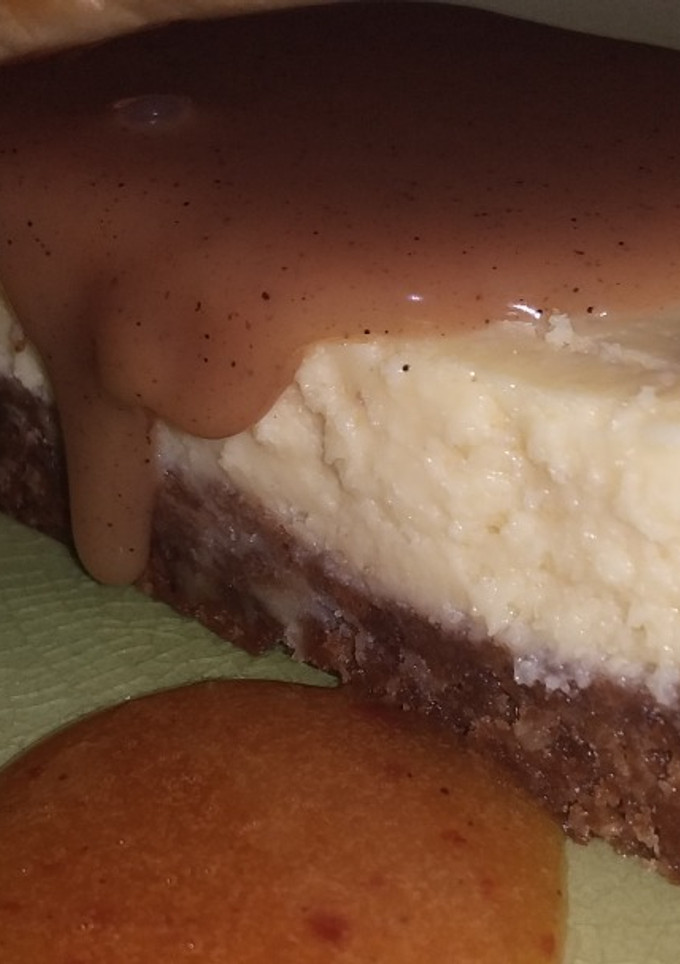 Una foto de Tarta De Queso Con Base De Nuez De Chocolate