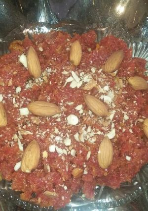 A picture of Gajar ka halwa.
