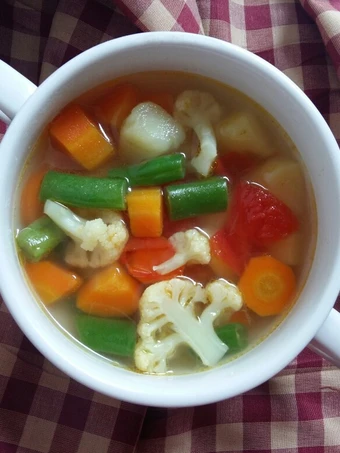 Cara Gampang Menyiapkan Resep Sup pelangi yang Sempurna Anti Ribet, Uenak Banget