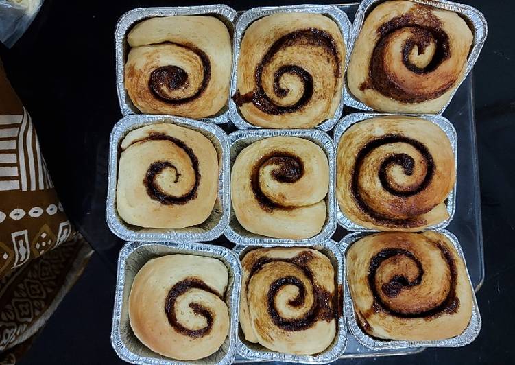 Cinnamon roll