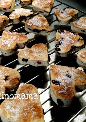 Foto resep Welsh cakes "easy n yummy " 🍪🍇
